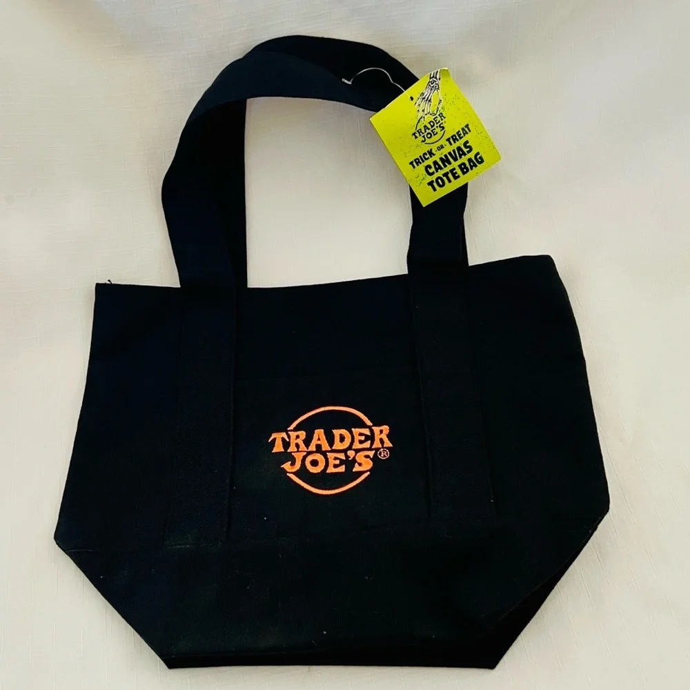 Trader Joe’s / Hot Off The Press / Black Canvas Tote Bag - Picture 6 of 6